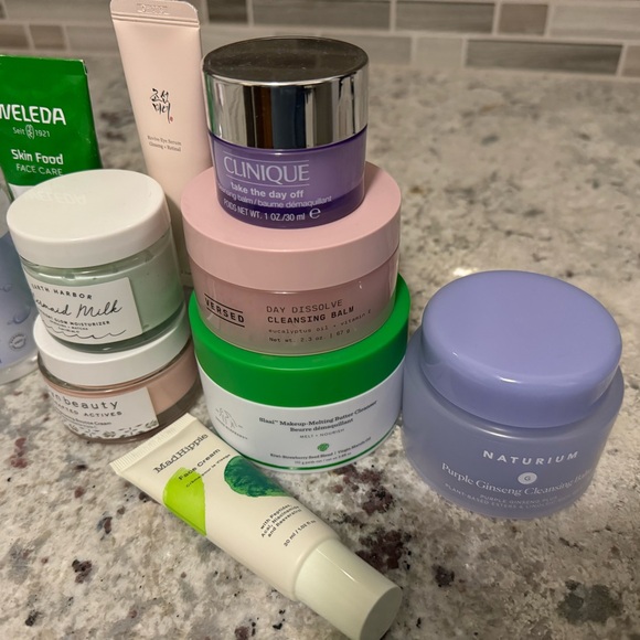 Random Skincare bundle - Picture 3 of 3